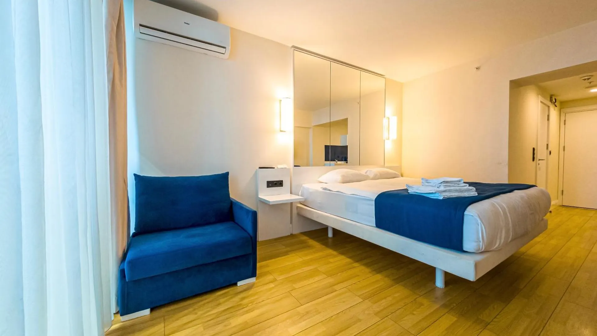 Orbi City Black Sea View Apart otel Batum