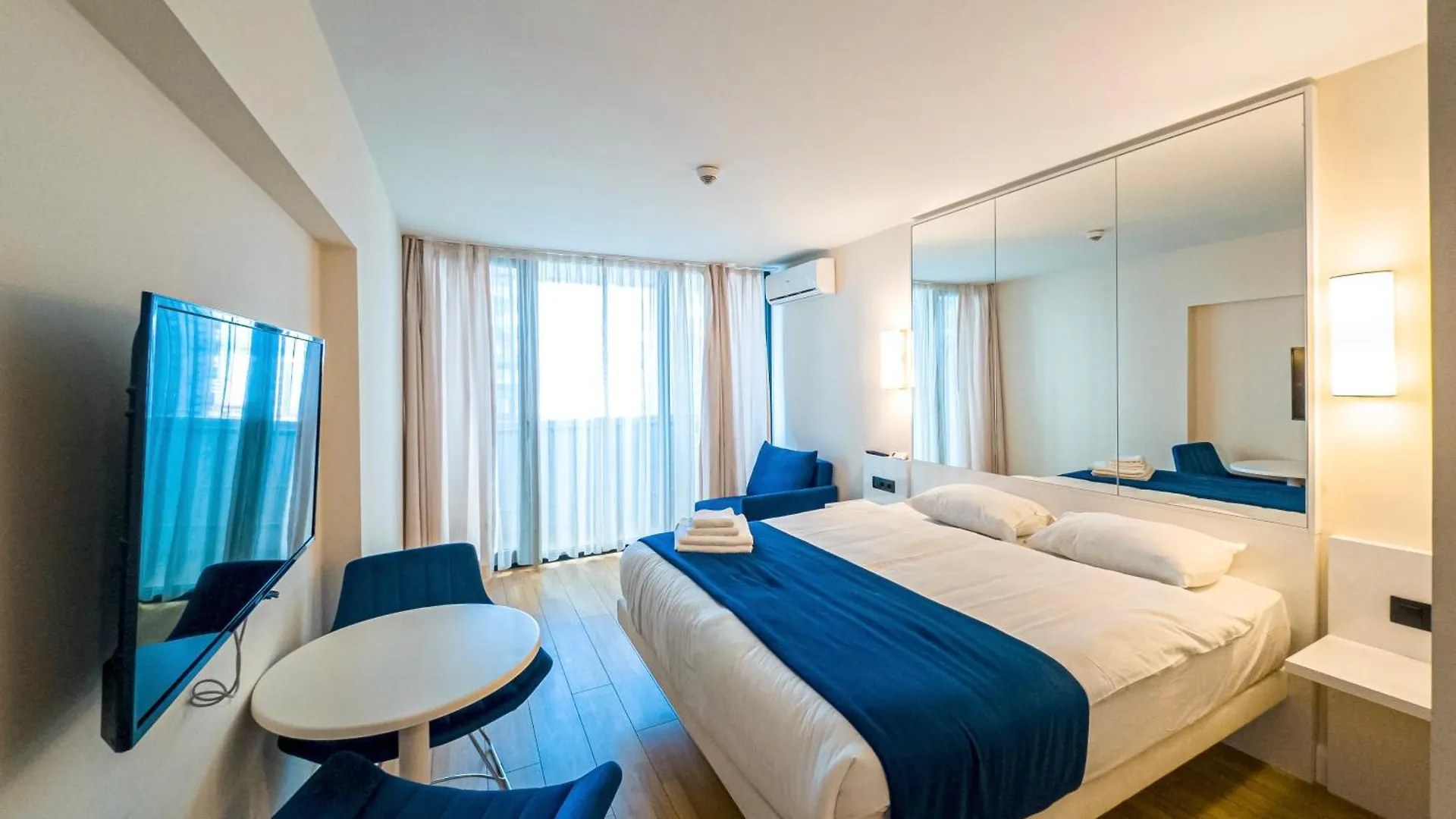 Orbi City Black Sea View Apart otel Batum Gürcistan