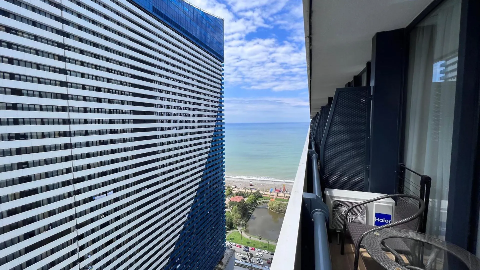 Orbi City Black Sea View Apart otel Batum