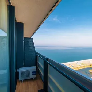 5* شقة فندقية Orbi City Sea View - Special Category